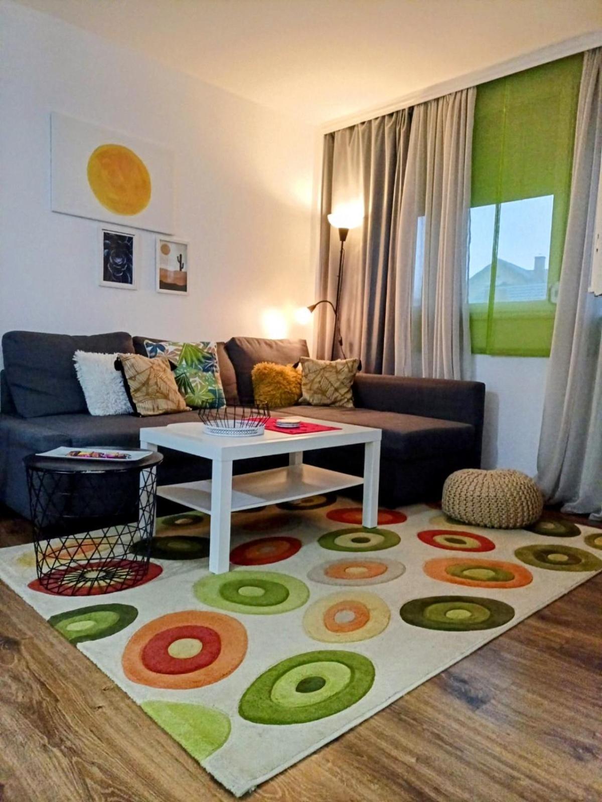 Central Apartment Cuprija Luaran gambar